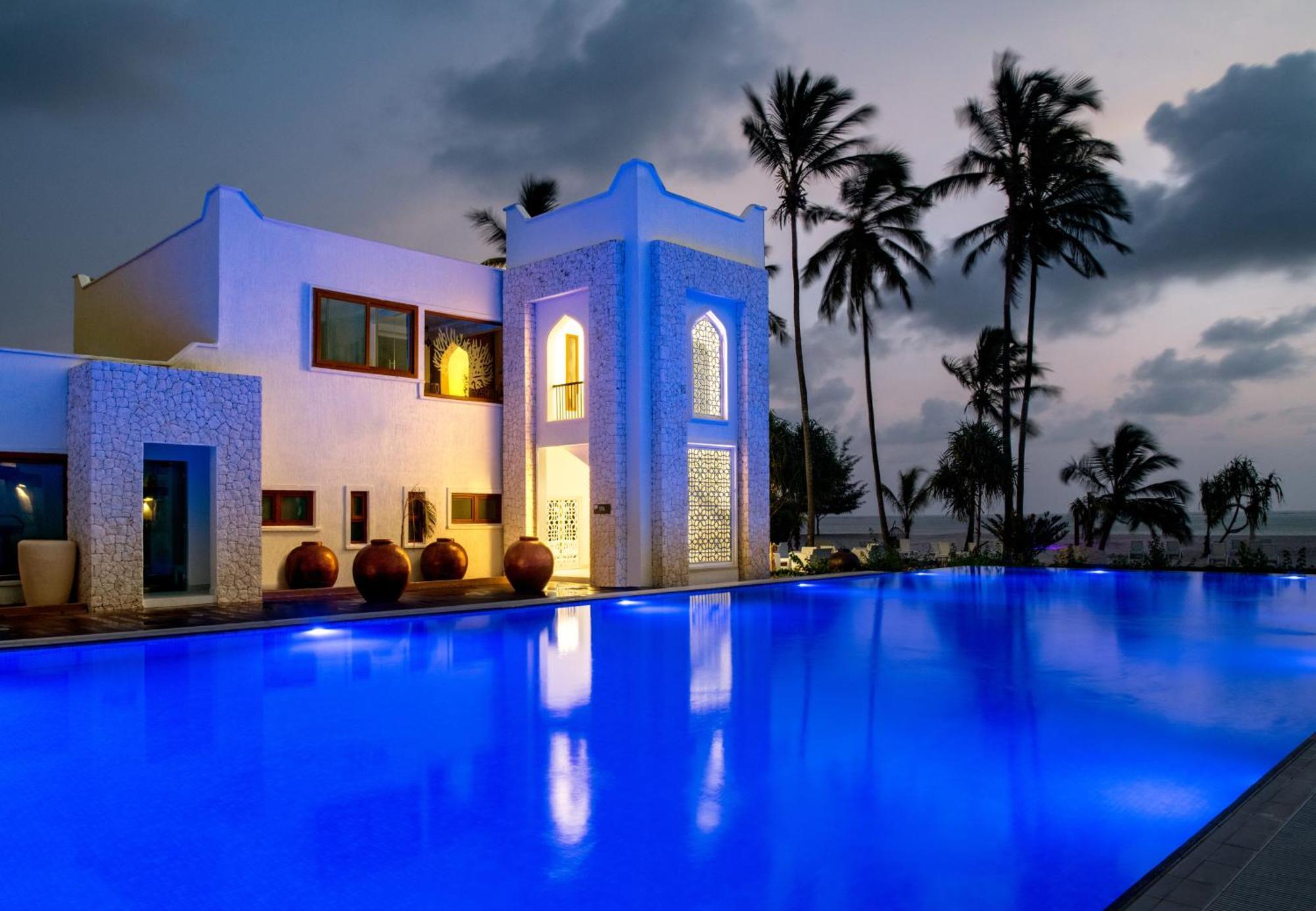 Marijani Beach Resort Pwani Mchangani Exterior foto