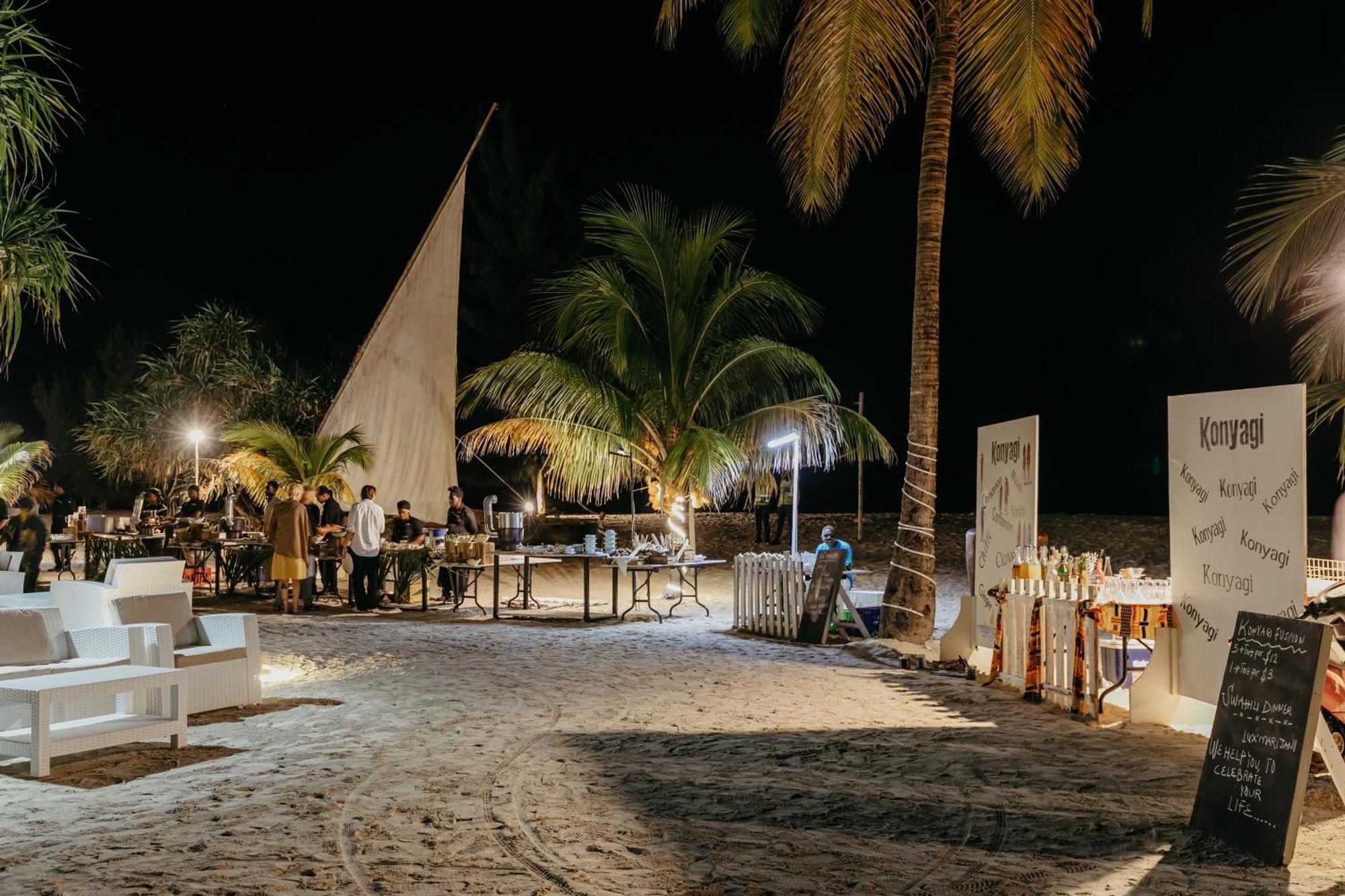 Marijani Beach Resort Pwani Mchangani Exterior foto